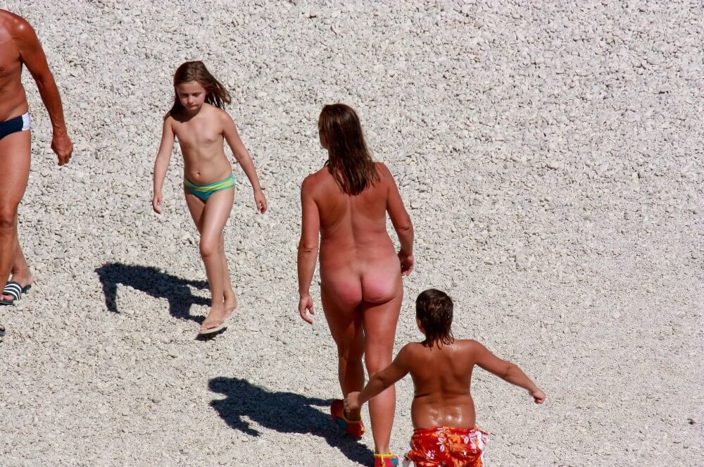 Naturism photo gallery # 8 - Such nudist practices help break down prejudices