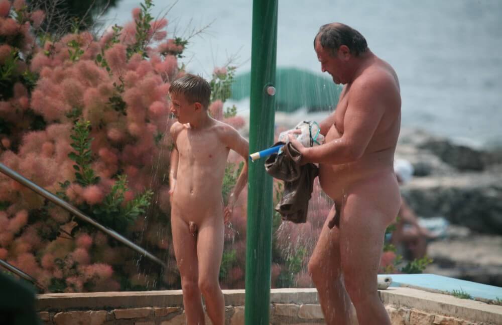 Naturist Shower Profiles pics - Nudism and naturism are a path to natural harmony and inner wholeness