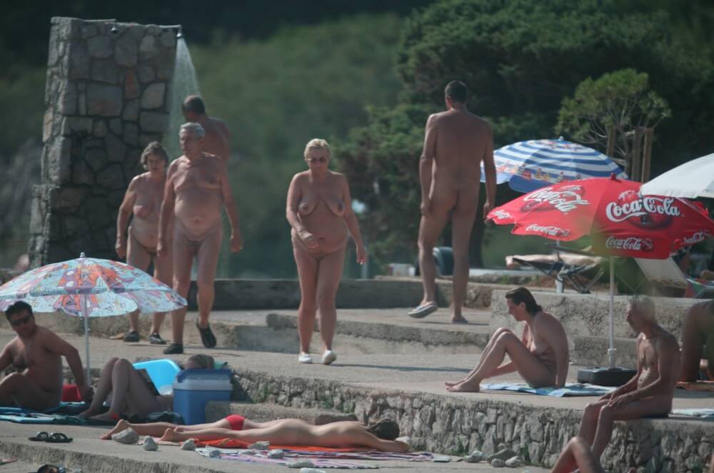 Cove Pyramid Shower Top pics - Living in harmony and tranquility is the primary goal of naturists and nudists
