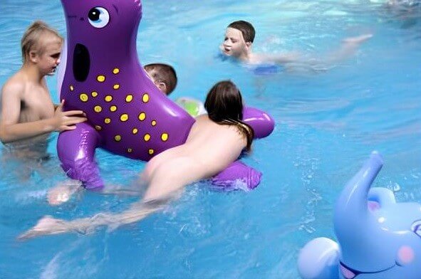 Indoor Waterside Day photo gallery - Naturists believe in themselves and their potential