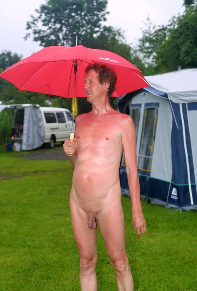 Holland Green Field Profile pics - Nudism helps people overcome their insecurities
