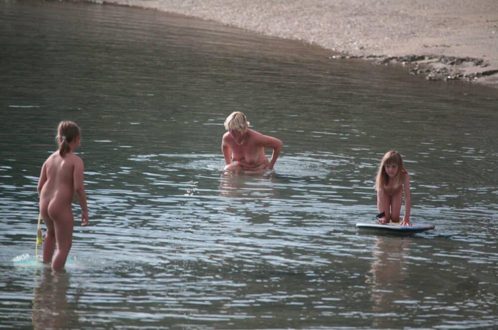 Naturism photo gallery # 14 - People who practice naturism value naturalness and simplicity