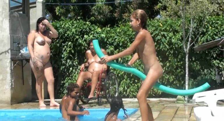 Oceanic Backyard Noon # 1 Full HD - Peace and tranquility as goals of the naturist life