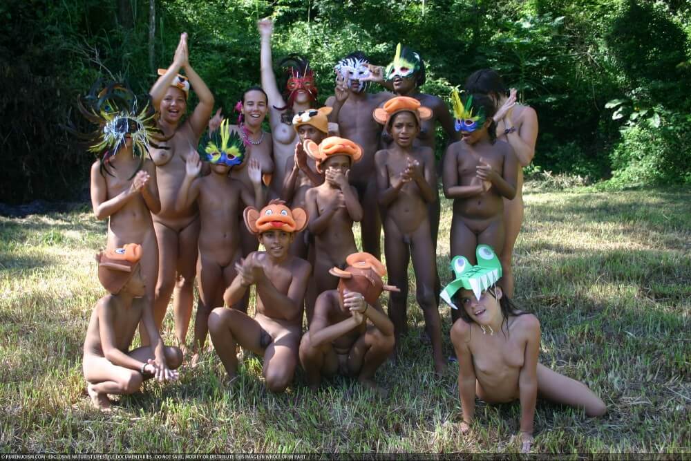 Brazilian Nudists hot gallery 2 - The practice of nudism promotes freedom from fears and insecurities