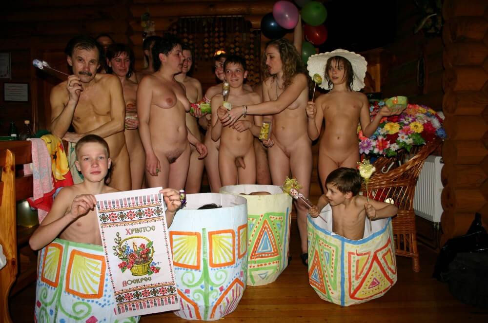 Easter Group Memories pics - Openness to the world and new ideas is an important quality of naturists
