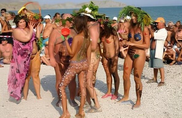 Premium Content # 34 - Naturism is based on love for oneself and nature