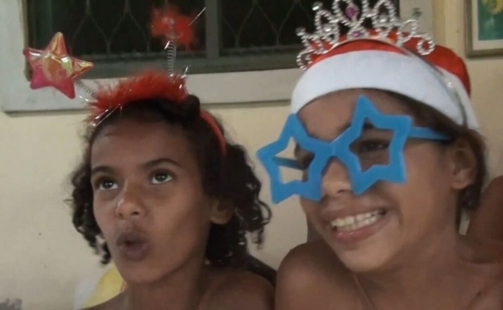 Brazilian Christmas Part 3 Full HD - Being naked fosters trust