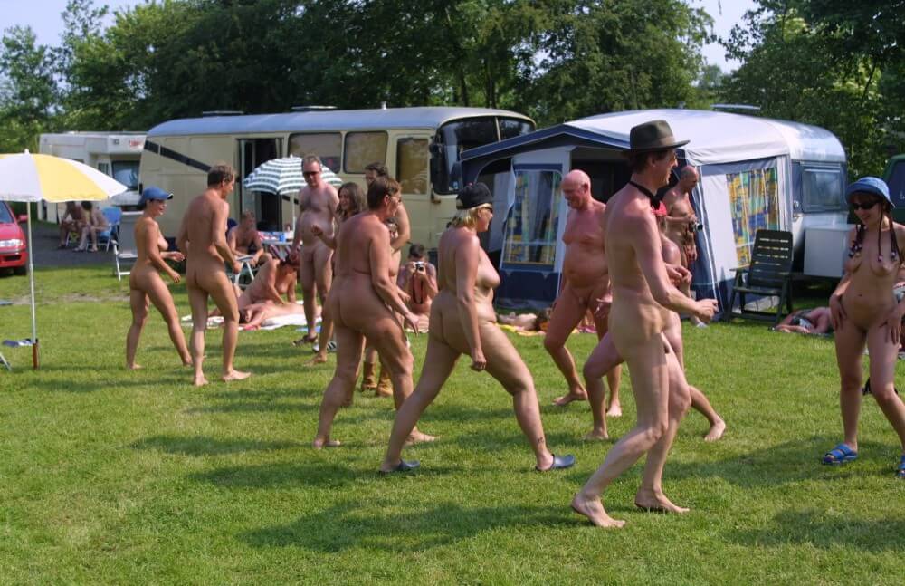 Holland Green Relaxations photos - Nudism helps you get rid of insecurities and clothes