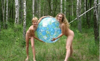Crimea Family Sand Profile photo gallery - Accepting oneself fully is the foundation of naturism