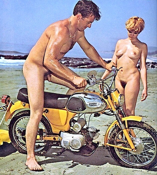 Retro naturism photo gallery - A space for those who seek bodily freedom