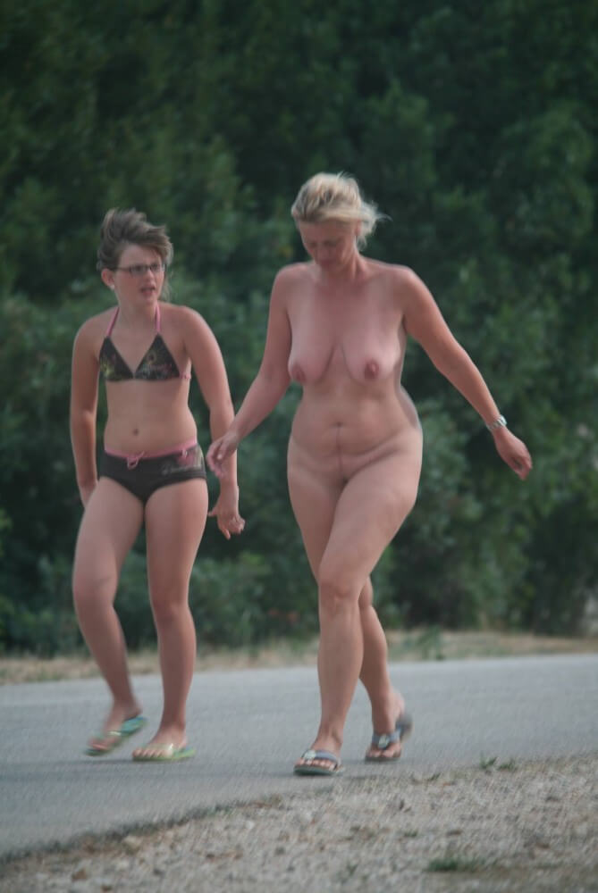 Cove FKK Visitor Grounds pics - A nudist values sincerity, honesty, and openness in relationships