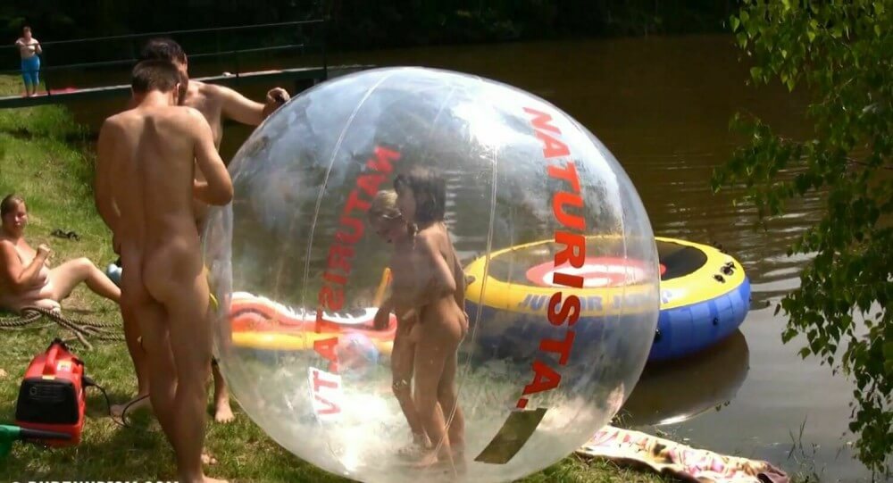 Daytime Family Picnic Full HD - What Is Naturist Tourism and How Is It Evolving?