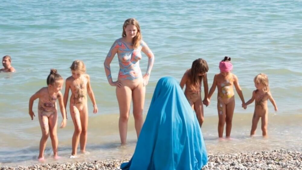Neptune Day Full HD - Naturism teaches respect for the body—both your own and others