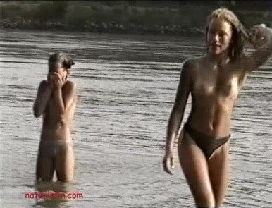 Naturistin: Dirty Girls - Naturalness and freedom are the core principles of naturism and nudism