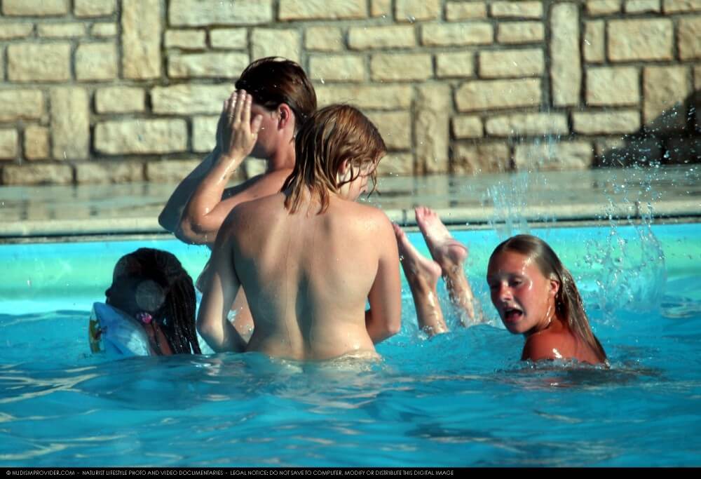 FKK water locations set 22 - It is a philosophy based on trust and respect for the naked body and nature