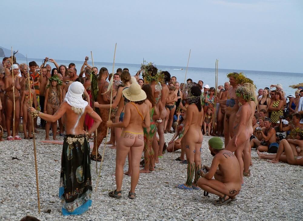 Naturist Party Mega Bash pics - A person without clothes is closer to the wild