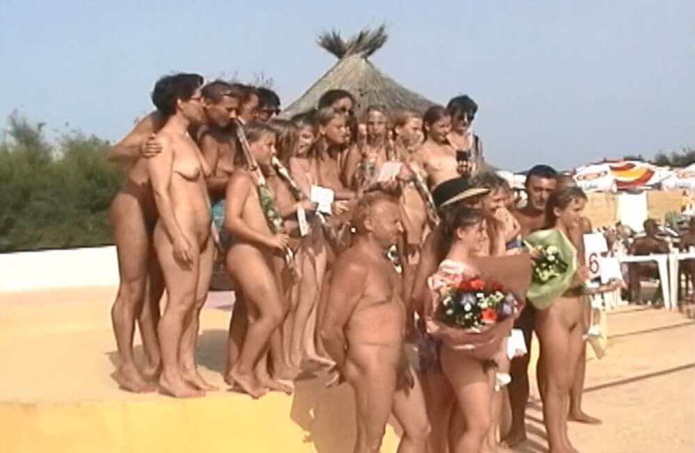 Miss Teen JR. Pageants # 20 video Sunat Natplus Full HD - At the heart of nudism lies the idea of equality and respect for oneself and others